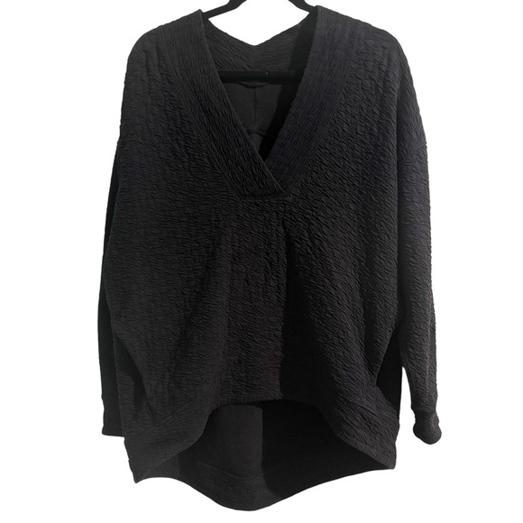 Lululemon Tops - Lululemon Top 6 Oversized Rippled Sweatshirt Black Textured V-Neck Pullover Top